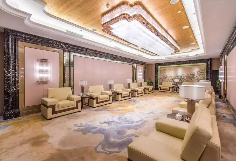 Qianjiang Junting Hotel, Haining