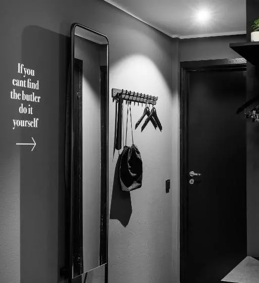 Quality Hotel The Box