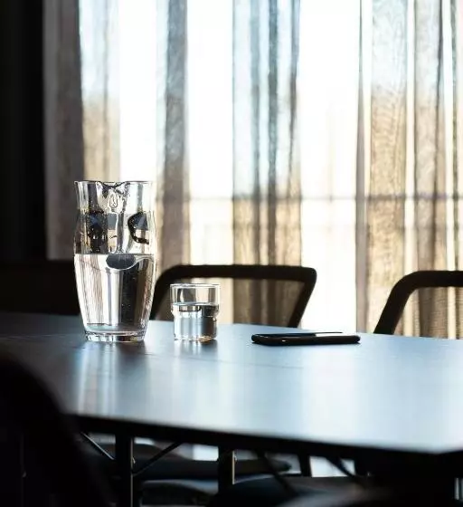 Quality Hotel The Box