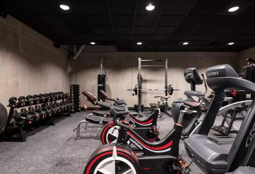 Quality Hotel The Box