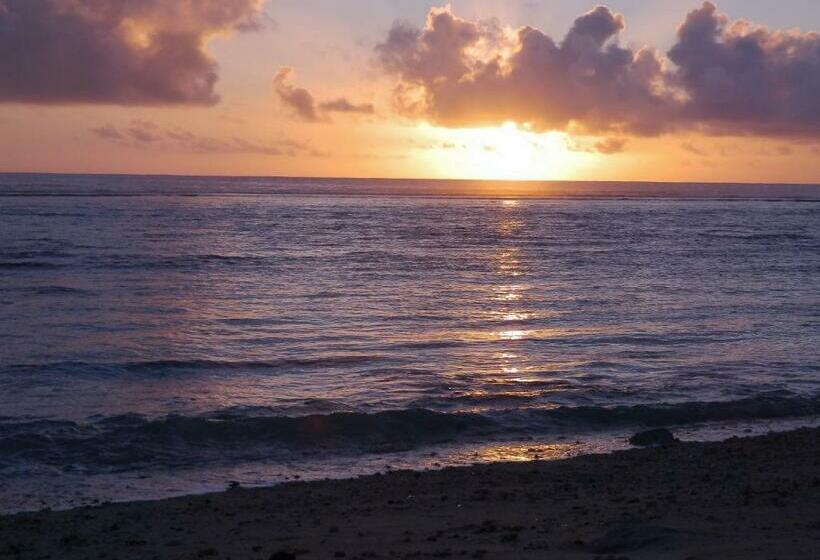 White House Apartments