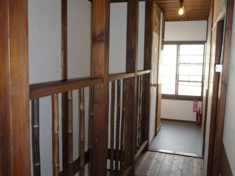 Общежитие Guesthouse Kiten