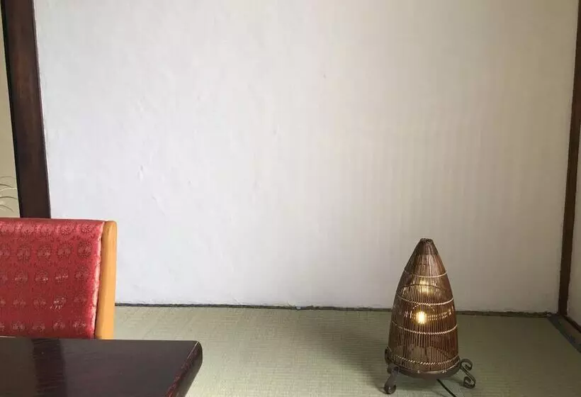 Retkeilymaja Guesthouse Kiten