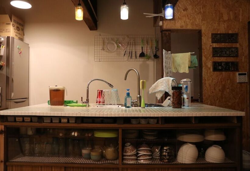 Общежитие Guesthouse Kiten