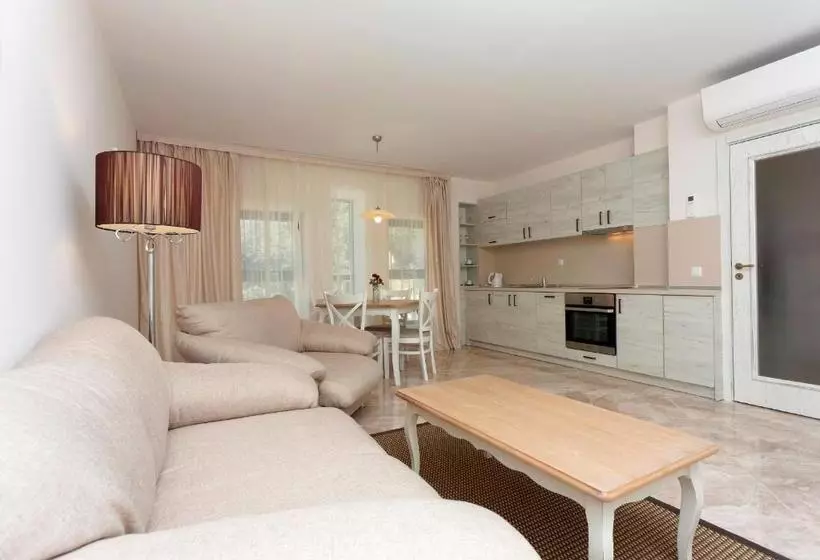 Antik Apartments