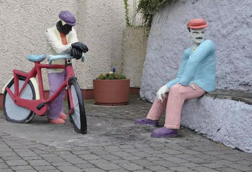 Atlantic  N  Riverside B&b