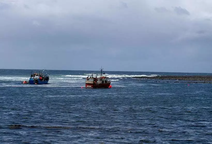 Atlantic  N  Riverside B&b