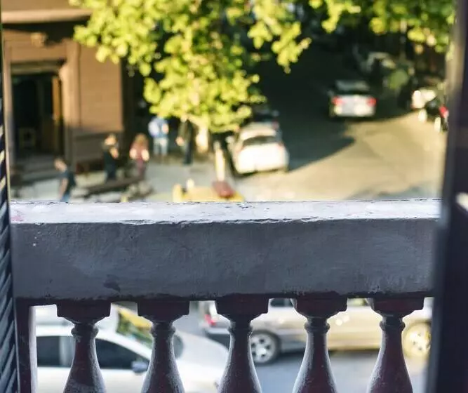 Holy Hostel Boutique