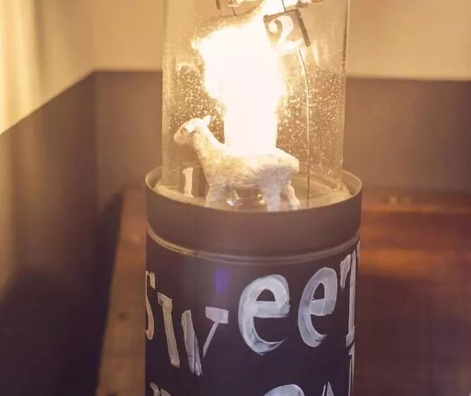 Holy Hostel Boutique