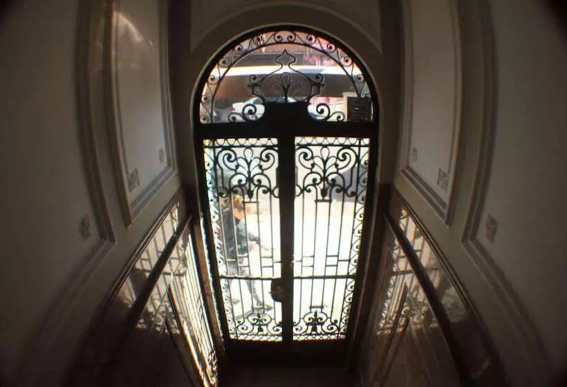 Holy Hostel Boutique