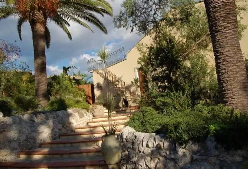هتل B&b Il Sentiero