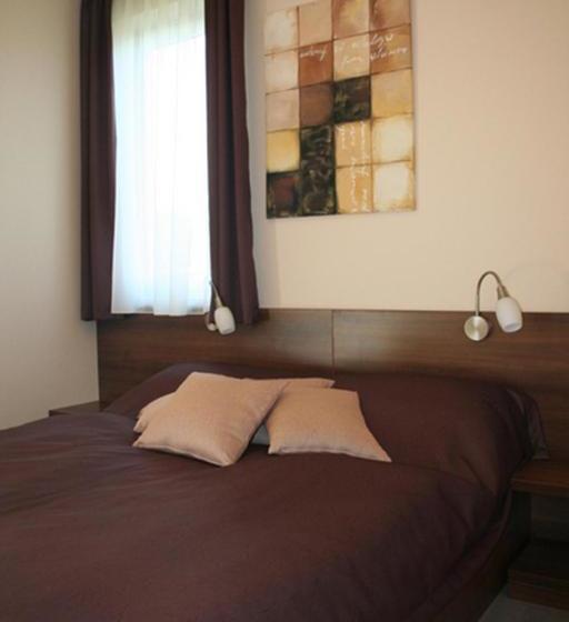 Hotel Birdland Villapark