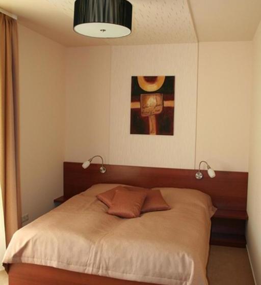 Hotel Birdland Villapark