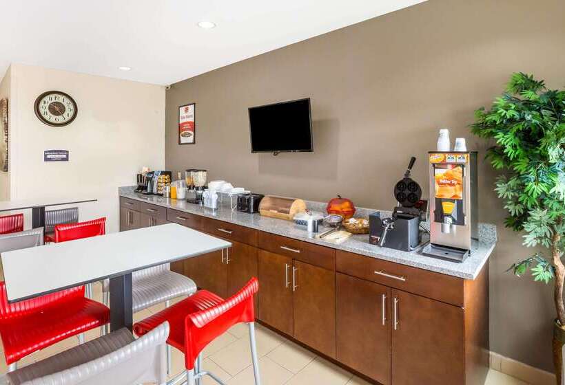 בית מלון כפרי Econo Lodge Baton Rouge University Area