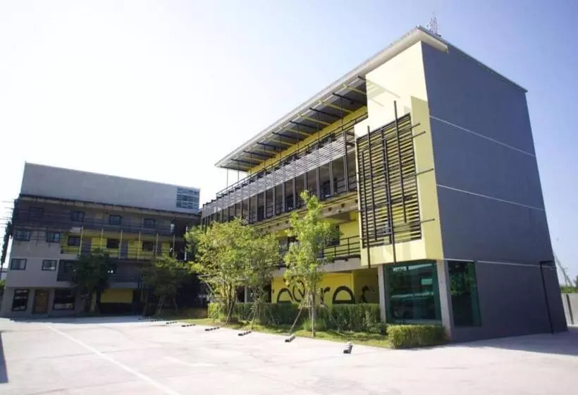 هتل Elite Residence Phitsanulok Sha