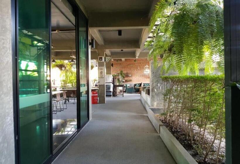 בית מלון כפרי Elite Residence Phitsanulok Sha