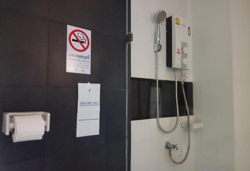 בית מלון כפרי Elite Residence Phitsanulok Sha