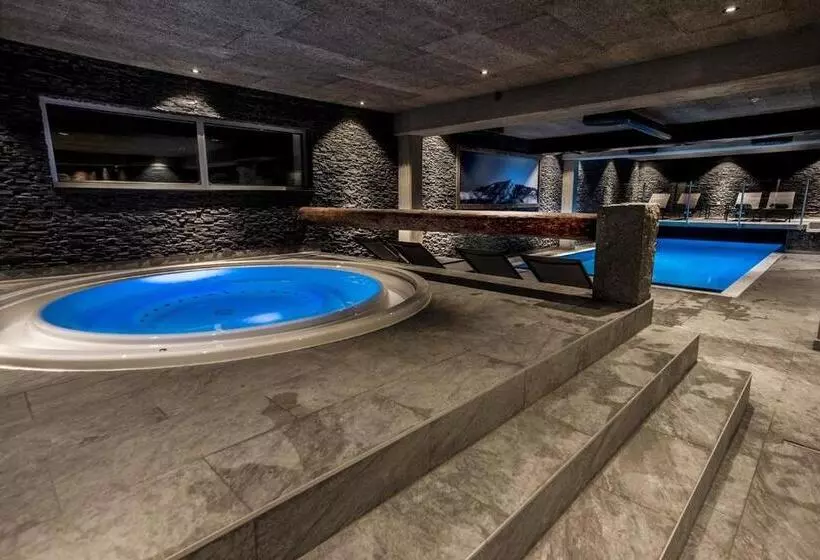 Hotelli Eriks Villa