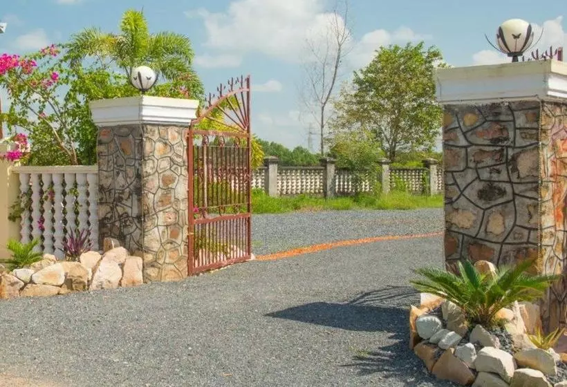 Hotel Pink Sands Villa