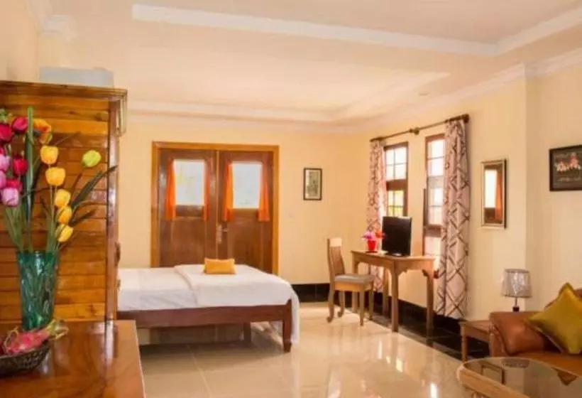 Hotel Pink Sands Villa