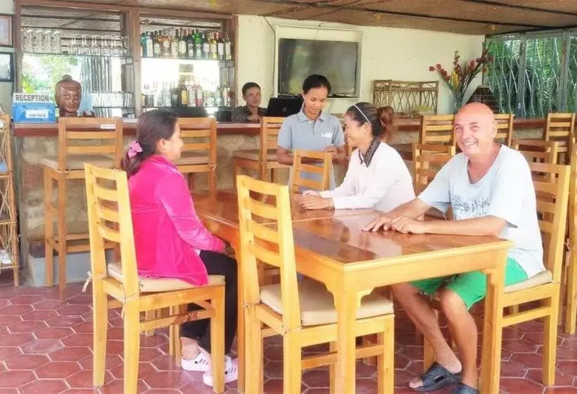 Hotel Pink Sands Villa