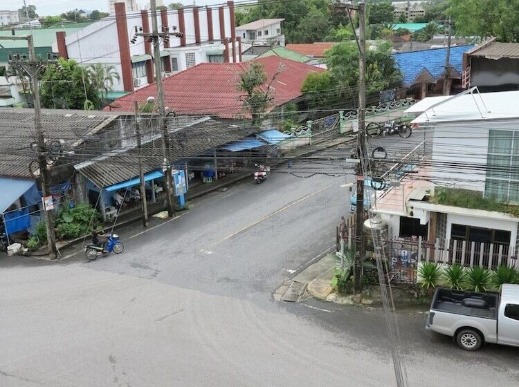 فندق Pro Chill Krabi Guesthouse