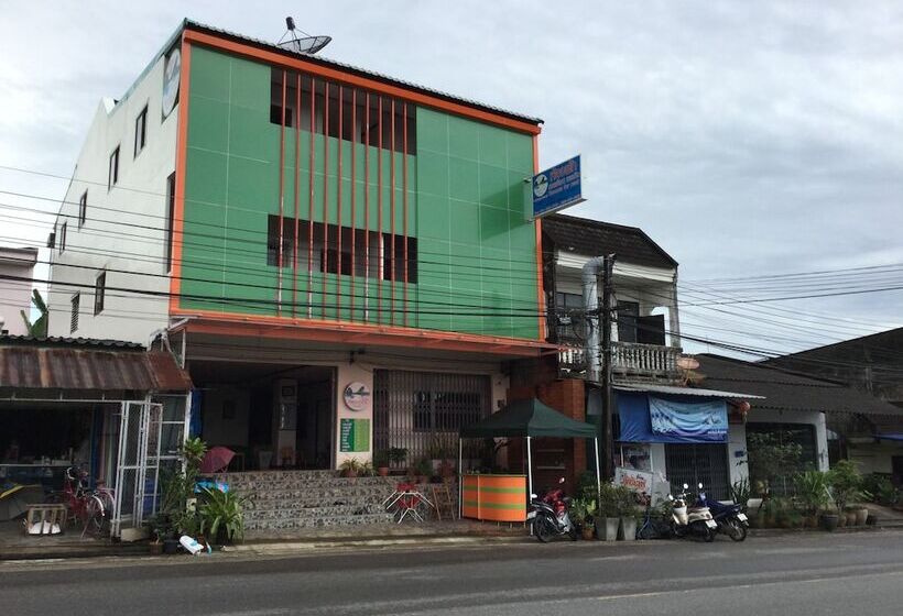 فندق Pro Chill Krabi Guesthouse