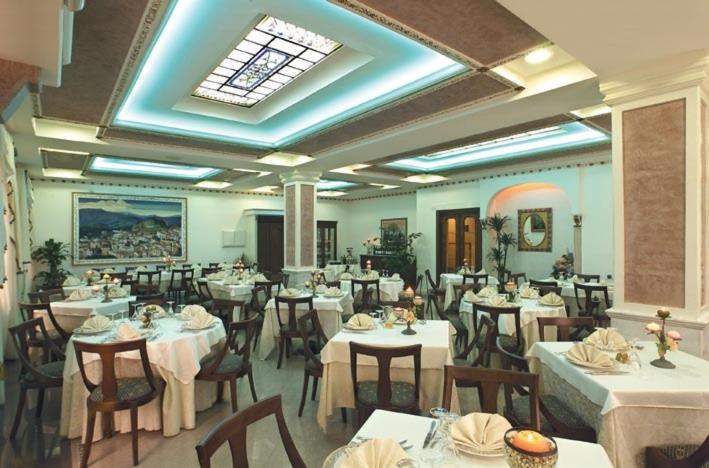 هتل Ristorante La Siesta