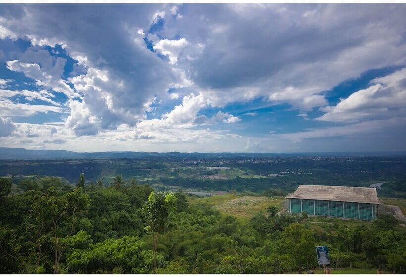 فندق Ultra Winds Mountain Resort