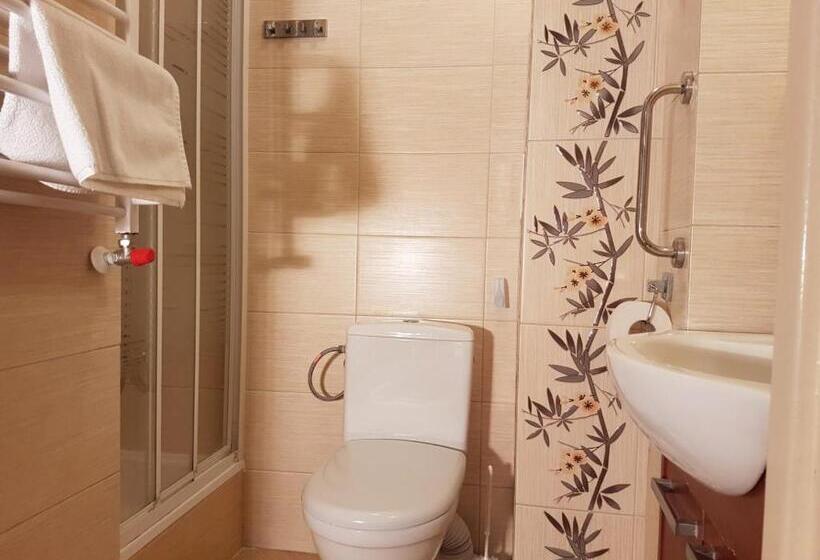 בית מלון כפרי Ustka