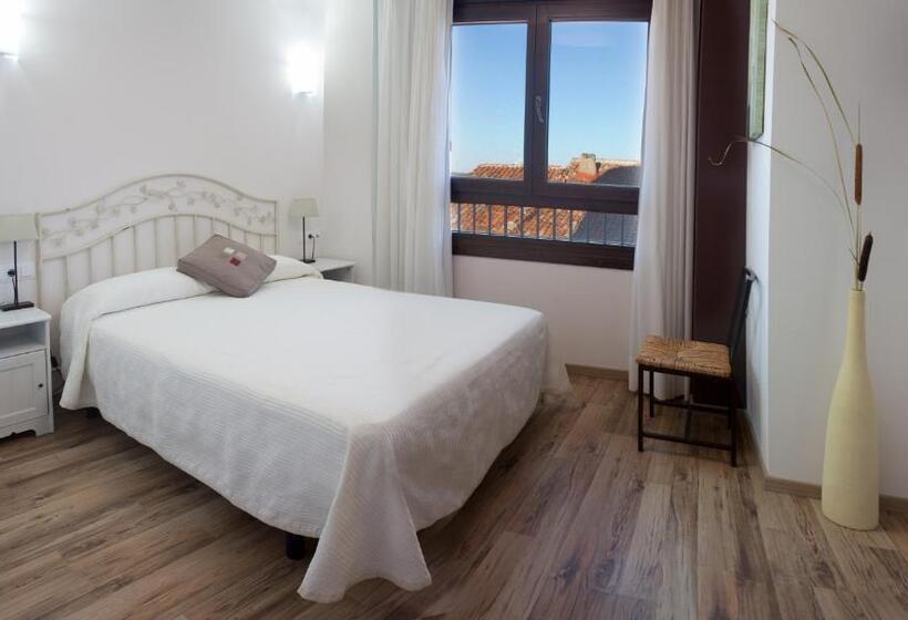 ホテル Valdelinares