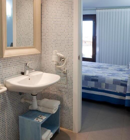 ホテル Valdelinares