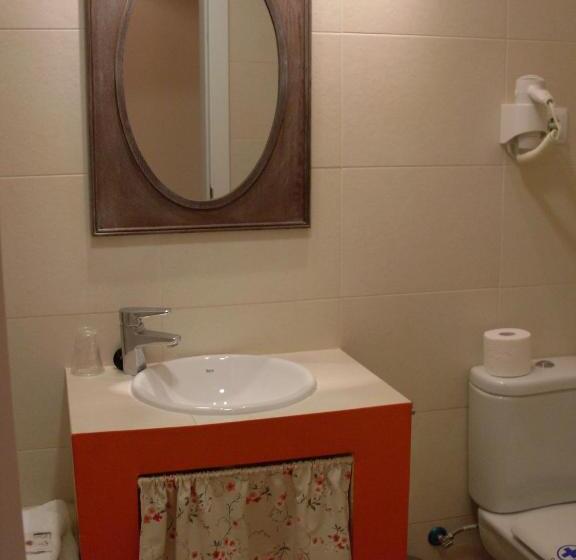 ホテル Valdelinares