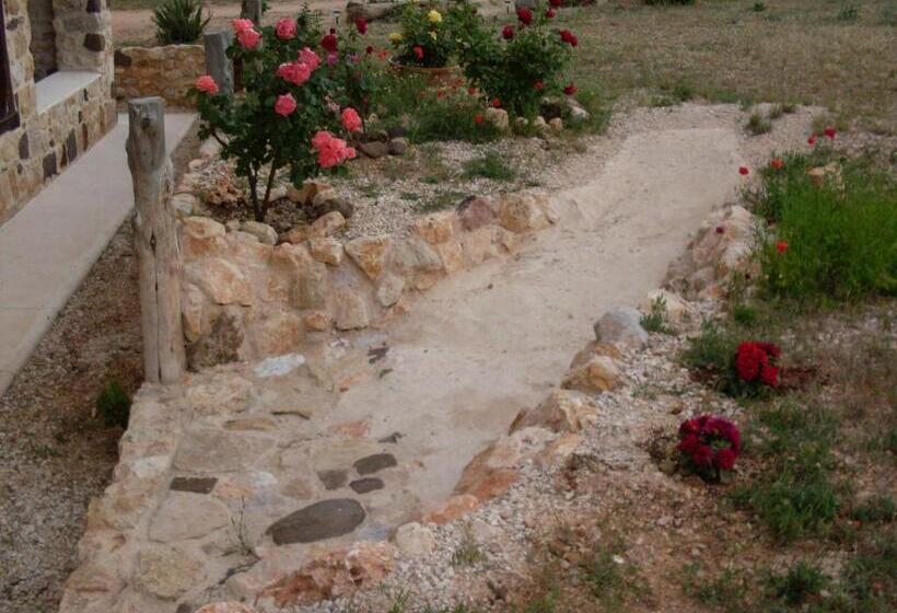 ホテル Valdelinares