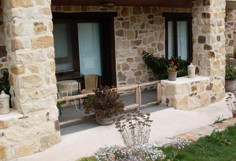 ホテル Valdelinares