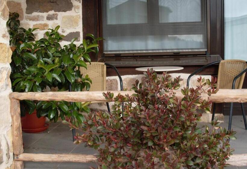 ホテル Valdelinares