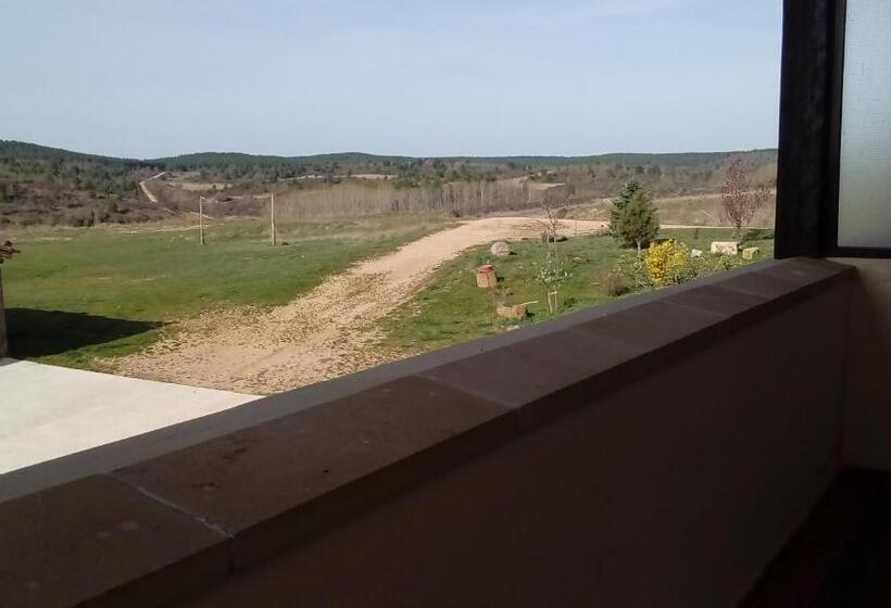 ホテル Valdelinares