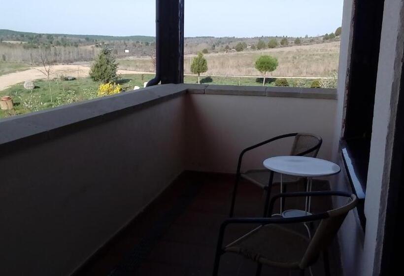 ホテル Valdelinares