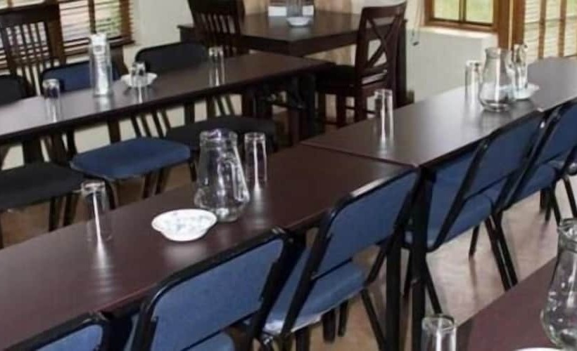 פנסיון Ebony And Ivory