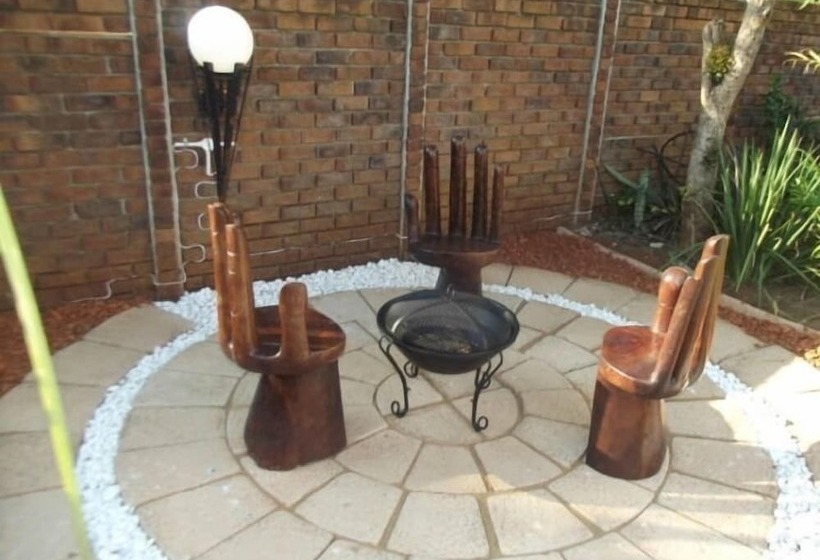 פנסיון Ledimor Guesthouse