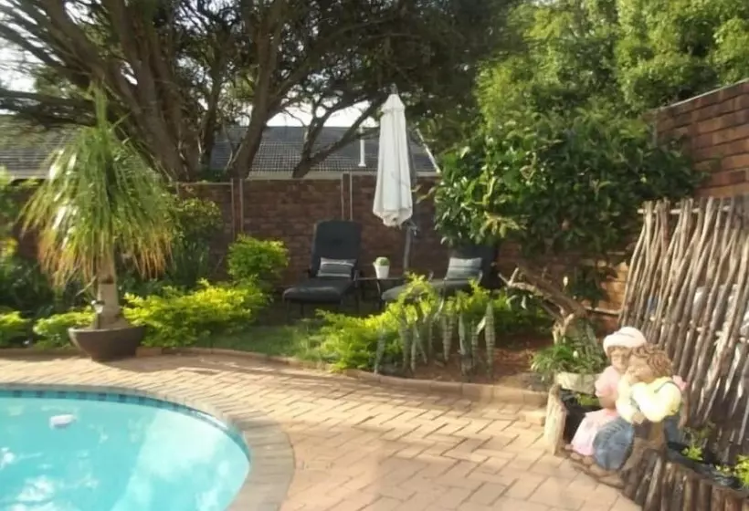 ペンション Ledimor Guesthouse