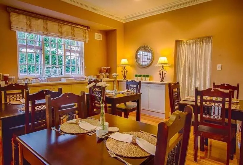 پانسیون Musgrave Avenue Guest Lodge