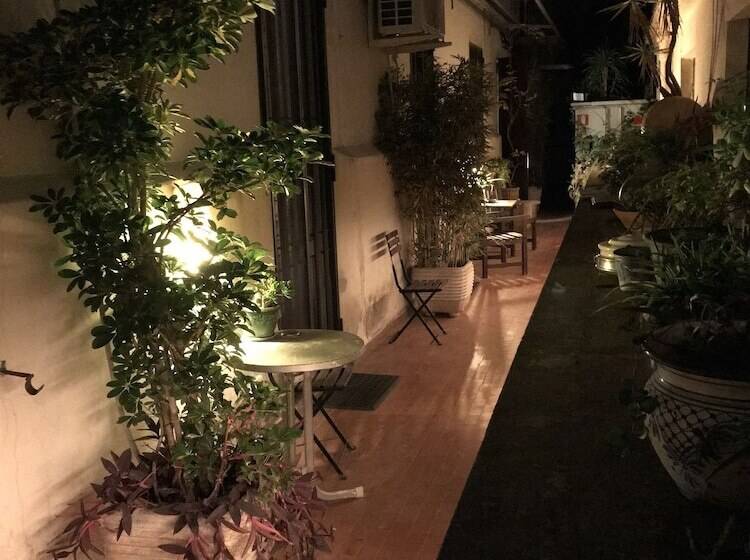 تختخواب و صبحانه Il Plancton