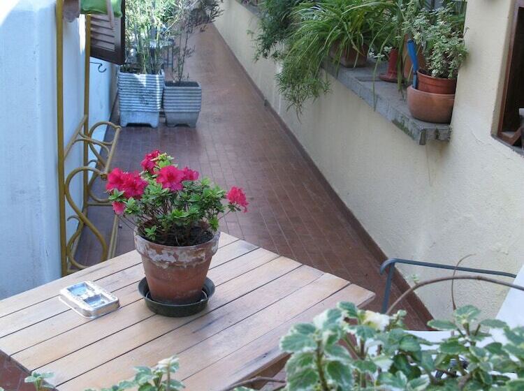 تختخواب و صبحانه Il Plancton