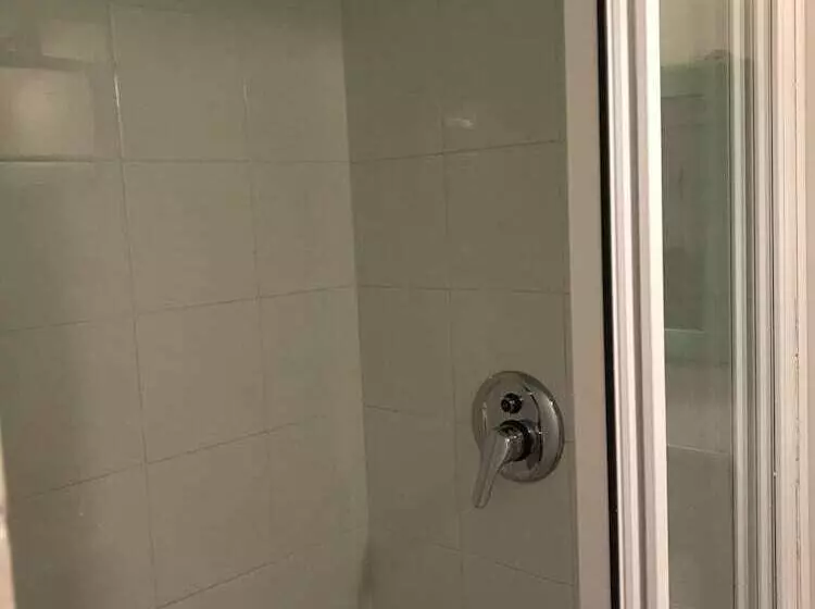 تختخواب و صبحانه Il Plancton