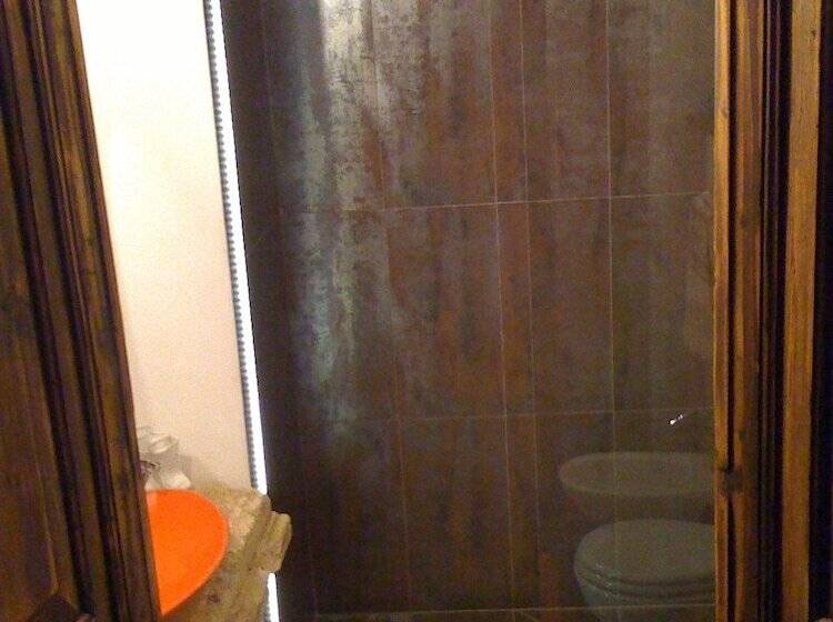 تختخواب و صبحانه Il Plancton