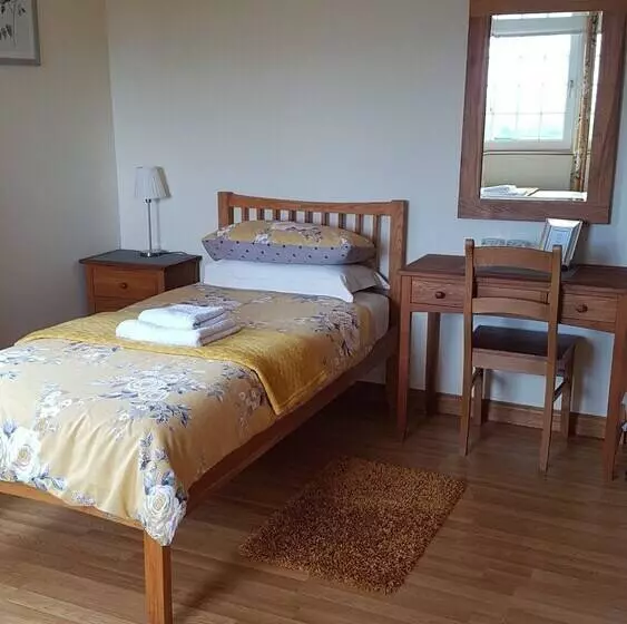 Aamiaismajoitus (B&B) Kilcreeny Lodge