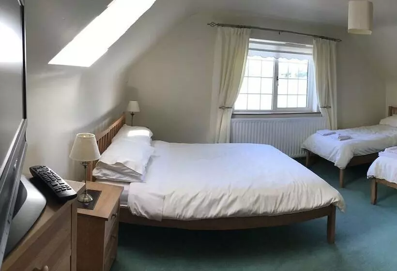 Aamiaismajoitus (B&B) Kilcreeny Lodge