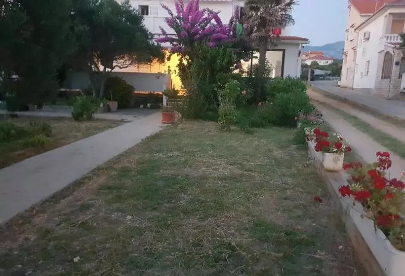 Bed And Breakfast Nika