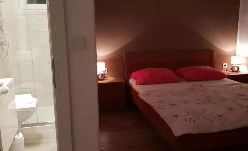 Bed And Breakfast Nika